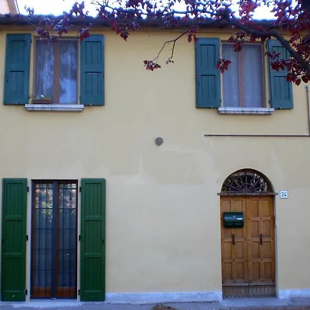 Casadelia 2*