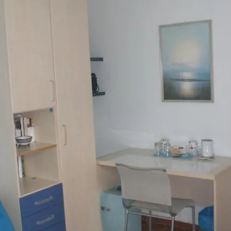 Casadelia Bed & Breakfast 2*